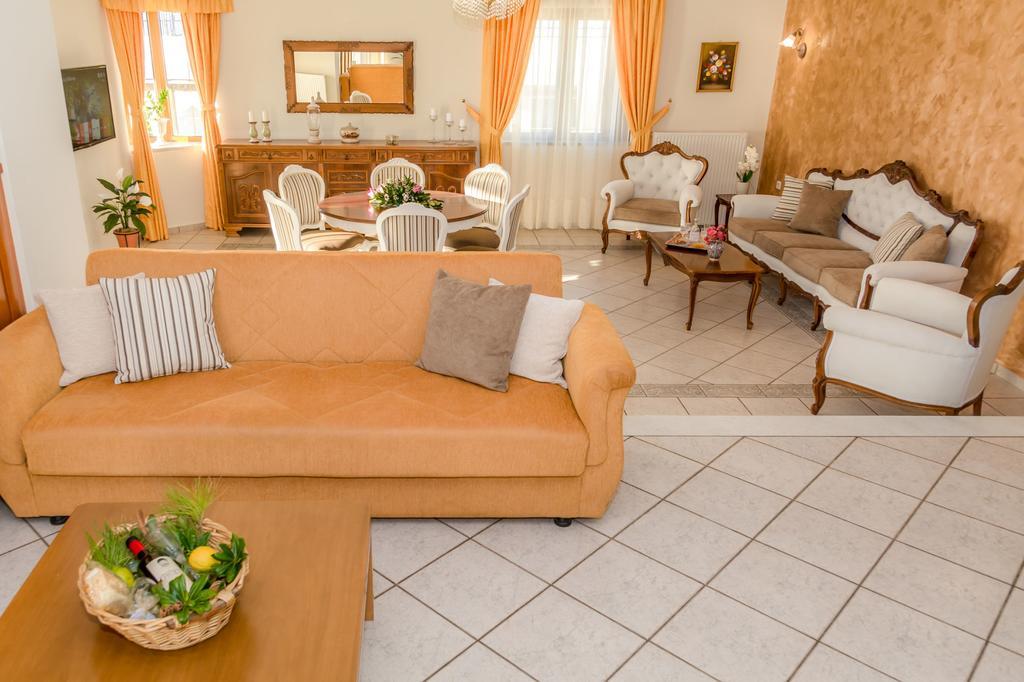 Rose Residence-360º Sea View Kíssamos Extérieur photo